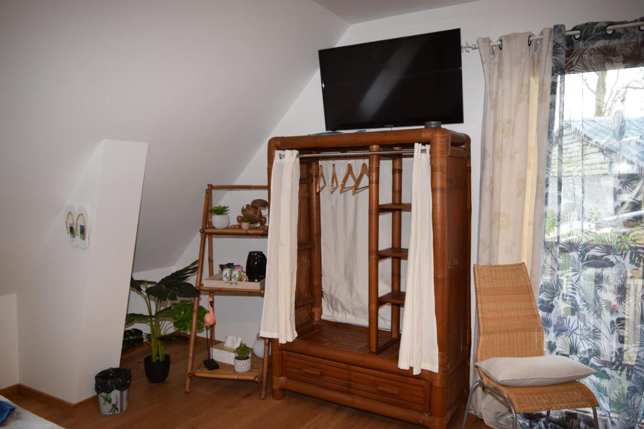 Chez Kate Et Lolo Bed & Breakfast Senneville-sur-Fecamp Bagian luar foto