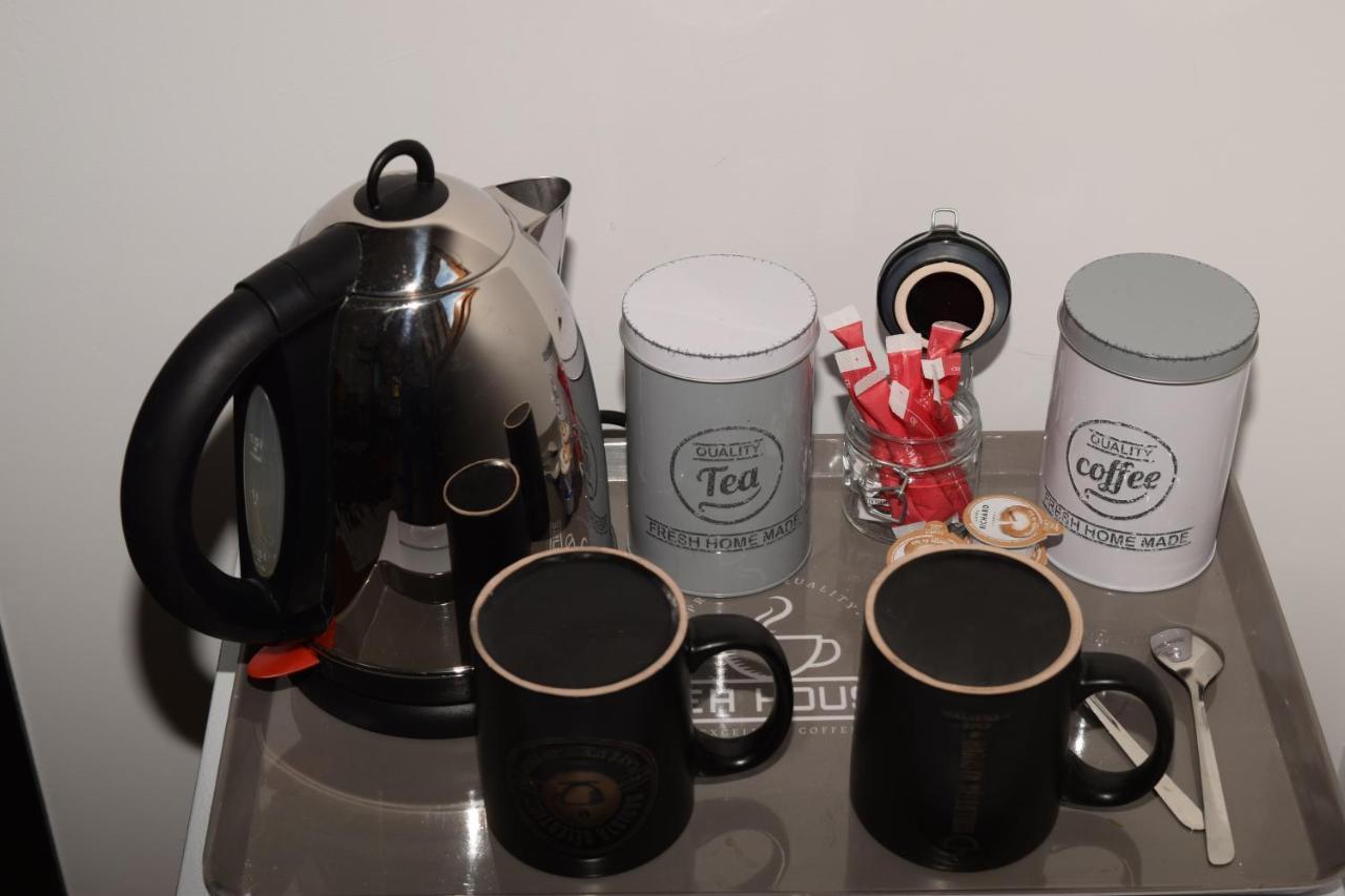 Chez Kate Et Lolo Bed & Breakfast Senneville-sur-Fecamp Bagian luar foto
