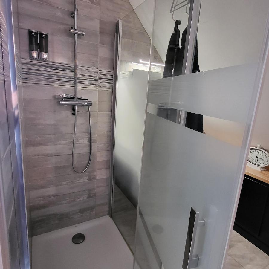 Chez Kate Et Lolo Bed & Breakfast Senneville-sur-Fecamp Bagian luar foto