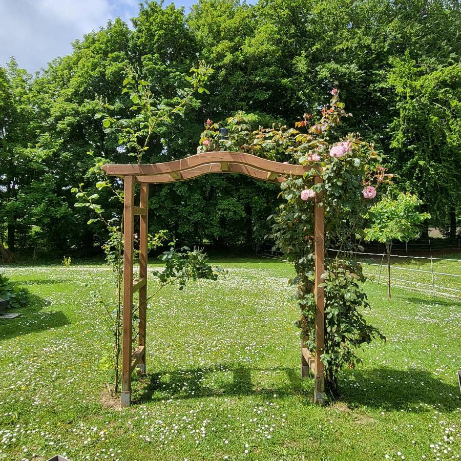 Chez Kate Et Lolo Bed & Breakfast Senneville-sur-Fecamp Bagian luar foto